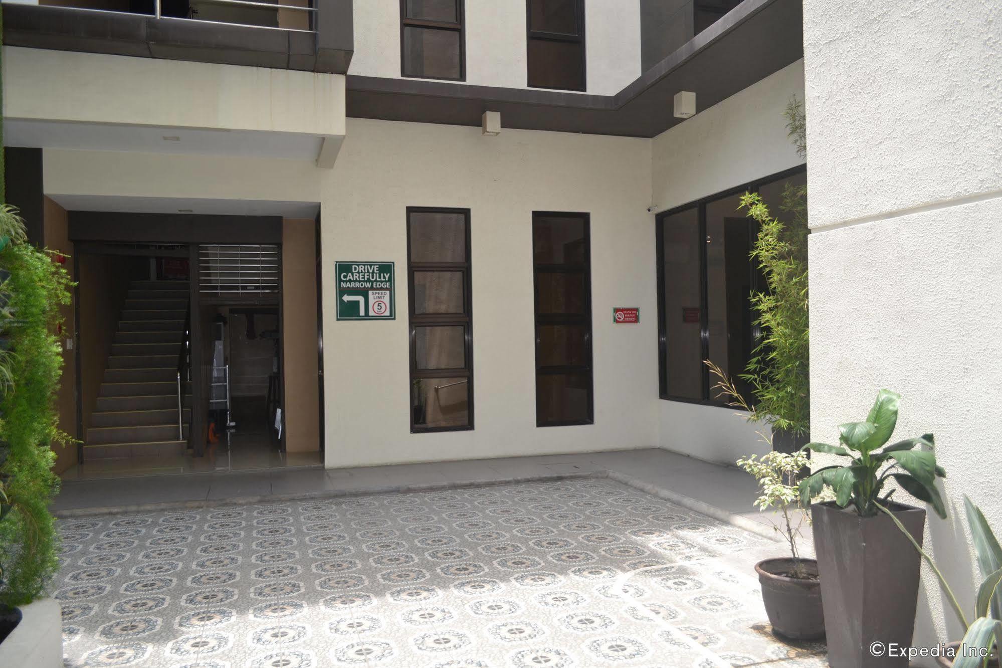 Columbus Plaza Hotel General Santos City Exterior foto